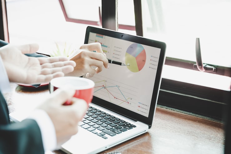 Jak LinkedIn Stories mogą zrewolucjonizować Twoją strategię marketingową?